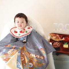 赤ちゃんのお食い初めの写真