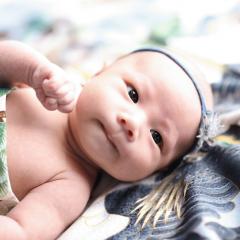 宮着と一緒に撮影した赤ちゃん